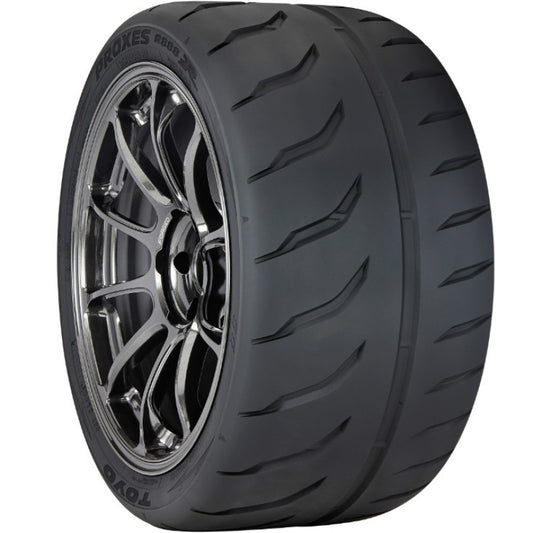 Toyo Proxes R888R Tire - 305/35ZR20 104Y