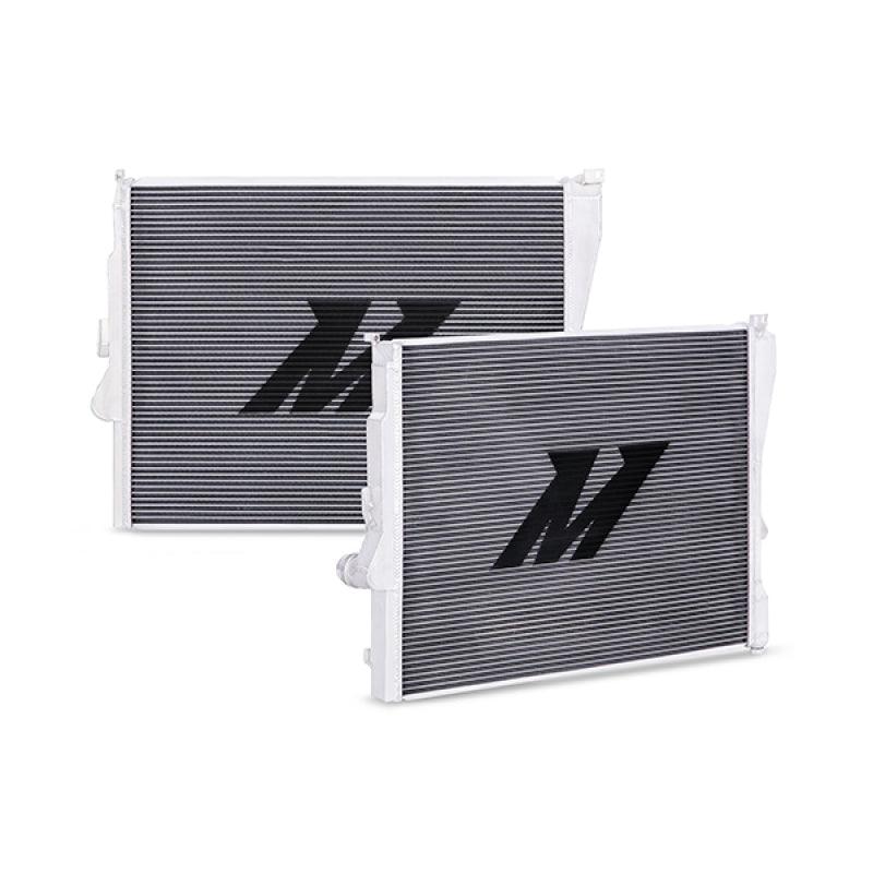 Mishimoto 99-06 BMW 323i/323i/328i/330i w/ Auto Transmission Performance Aluminum Radiator - Torque Motorsport