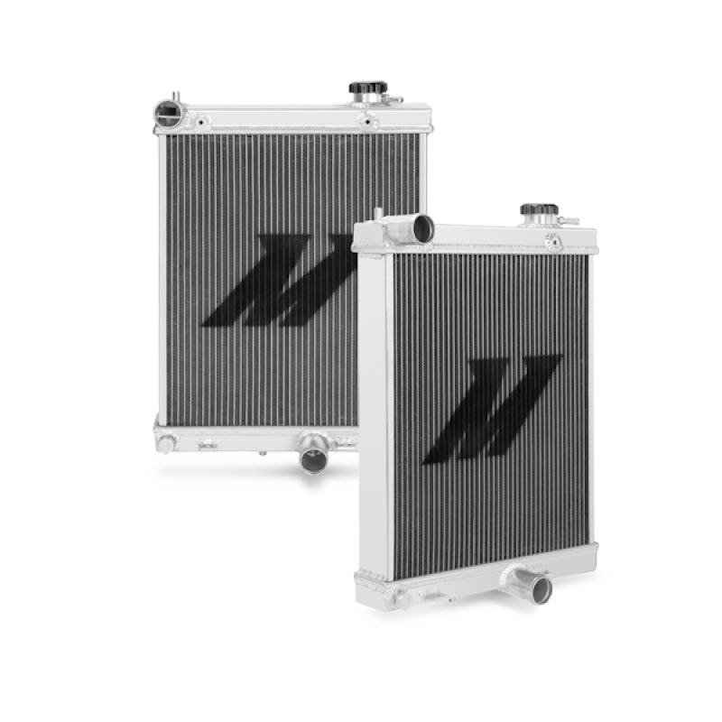 Mishimoto 03-07 Mitsubishi Lancer Evo 7/8/9 Half-Size Performance Aluminum Radiator - Torque Motorsport