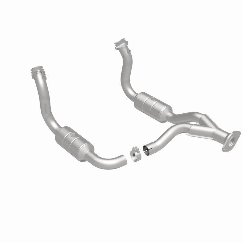 Magnaflow Conv DF 08-10 Ford F-250/F-250 SD/F-350/F-350 SD 5.4L/6.8L / F-450 SD 6.8L Y-Pipe Assembly - Torque Motorsport