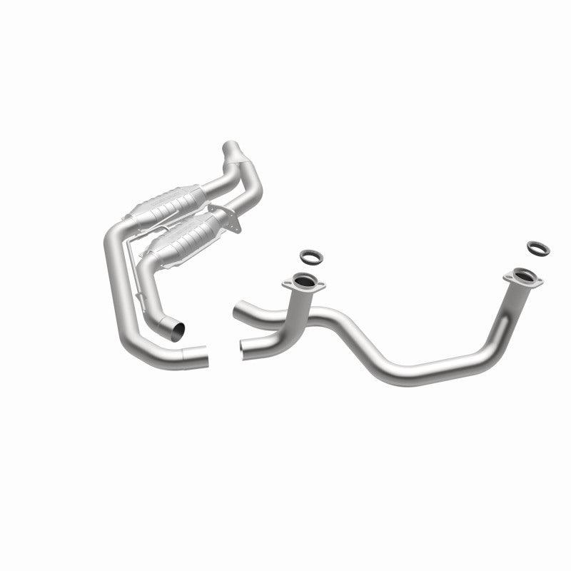 MagnaFlow Conv DF GM 89 92 (2.5in Tubing) - Torque Motorsport